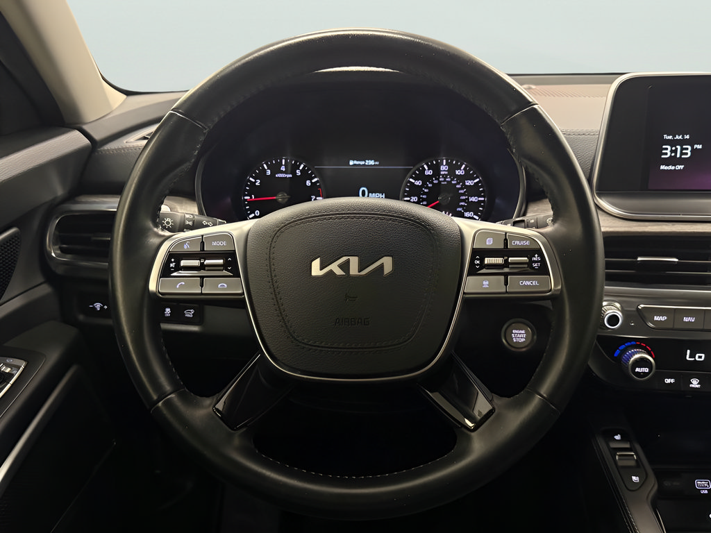 Used 2022 Kia Telluride EX w/ EX Premium Package FWD image 17