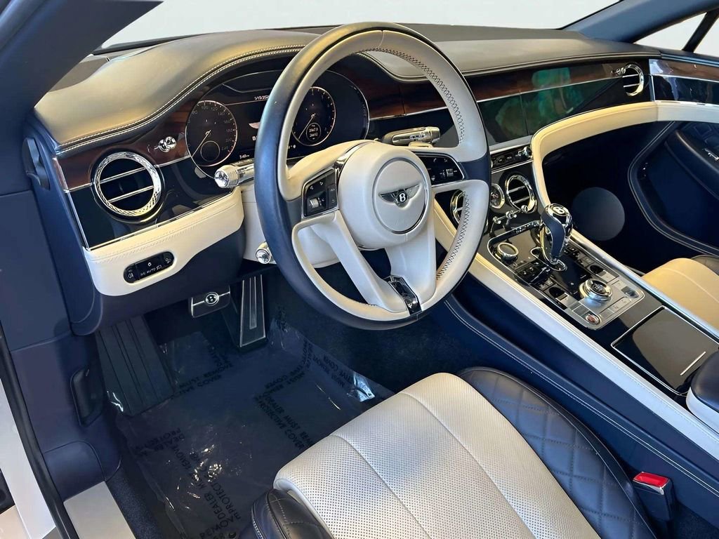Used 2020 Bentley Continental GT image 11