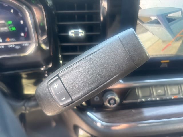 Used 2023 Chevrolet Silverado 1500 LT image 9