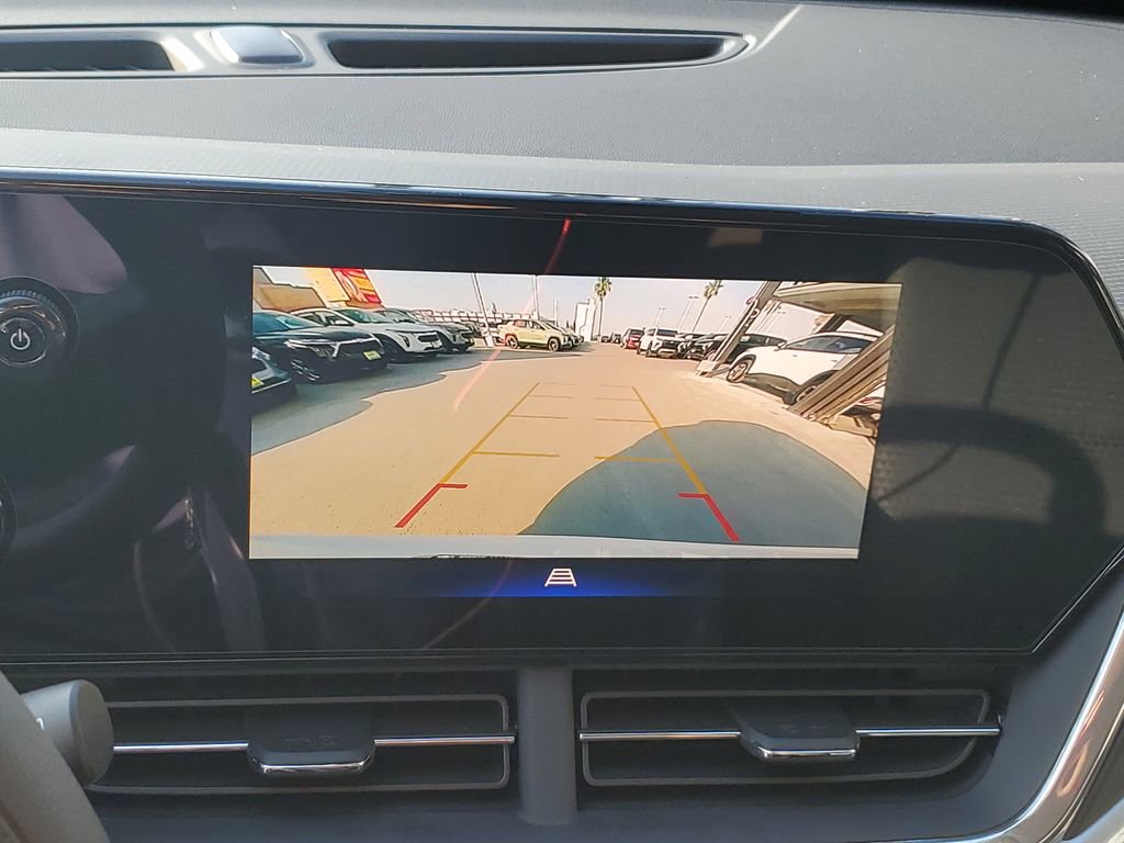 New 2026 Chevrolet Trax LT image 9