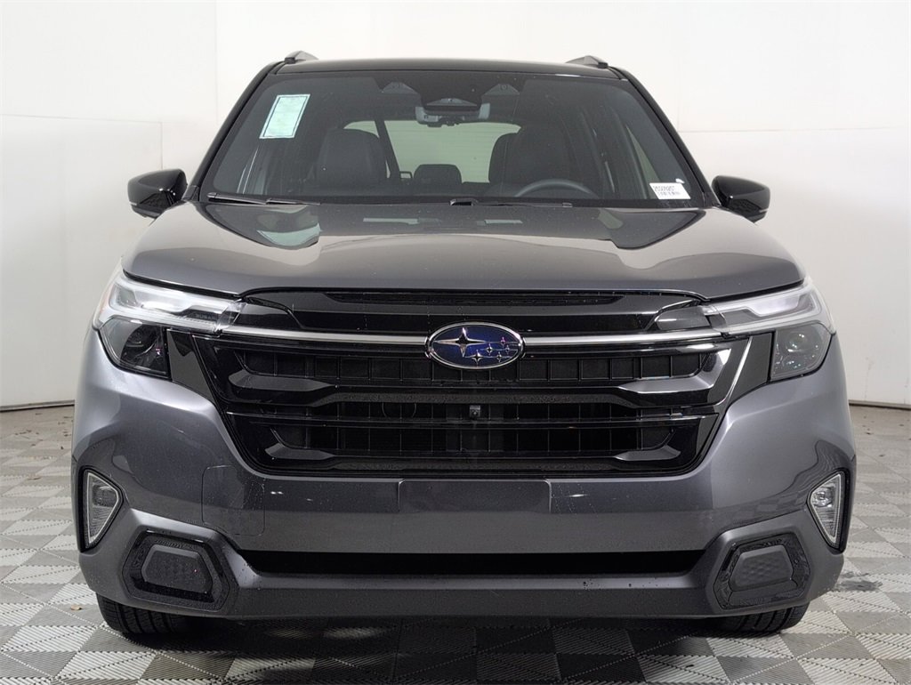 New 2025 Subaru Forester Touring image 3