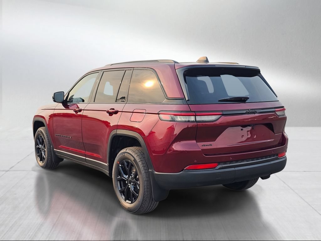 New 2025 Jeep Grand Cherokee Altitude AWD/4WD image 4