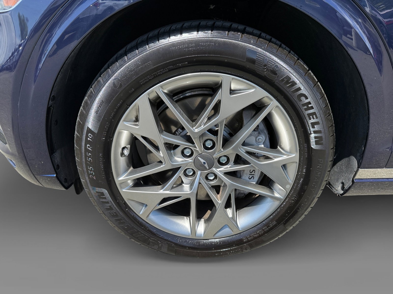 Used 2025 Genesis GV70 2.5T AWD/4WD image 9