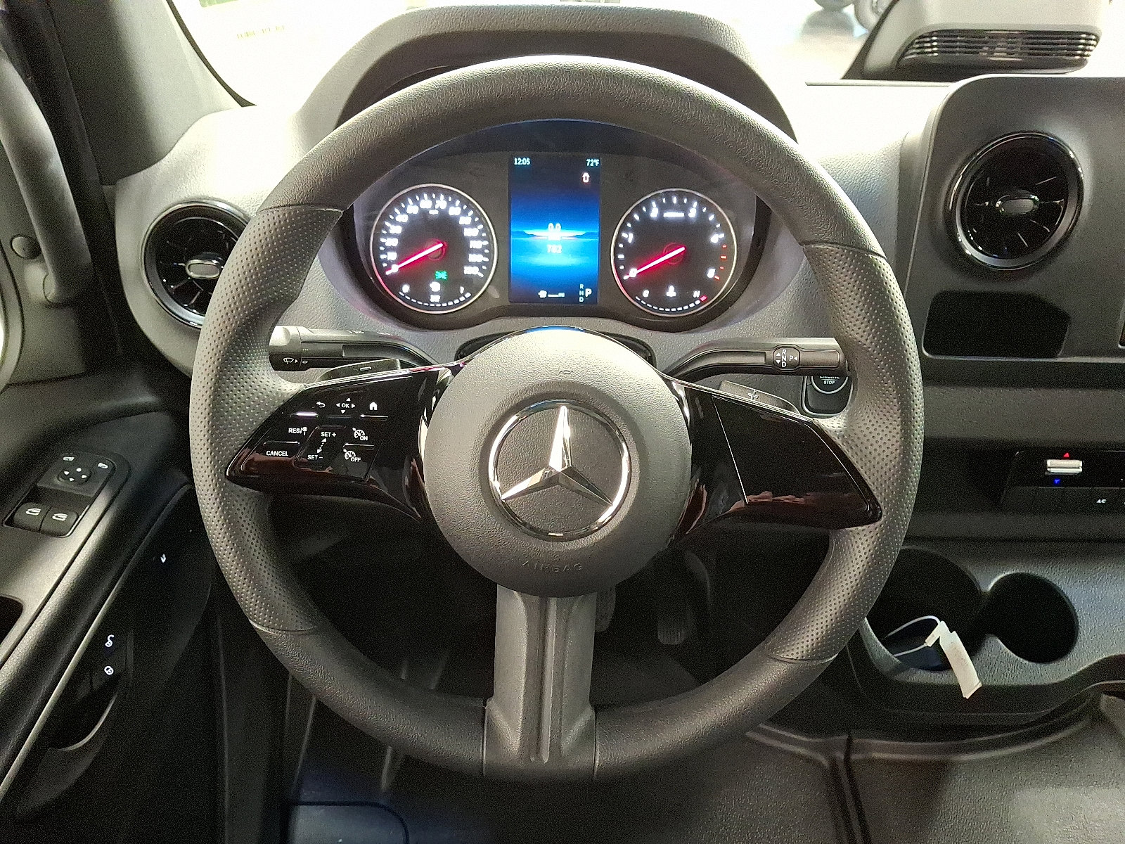 New 2025 Mercedes-Benz Sprinter 2500 image 18