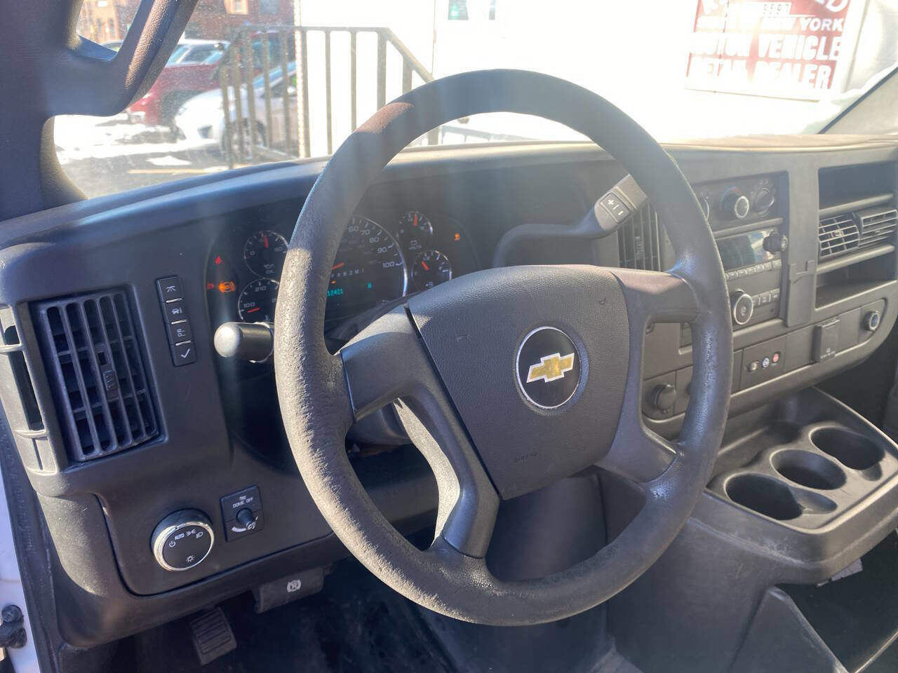 Used 2017 Chevrolet Express 2500 image 19