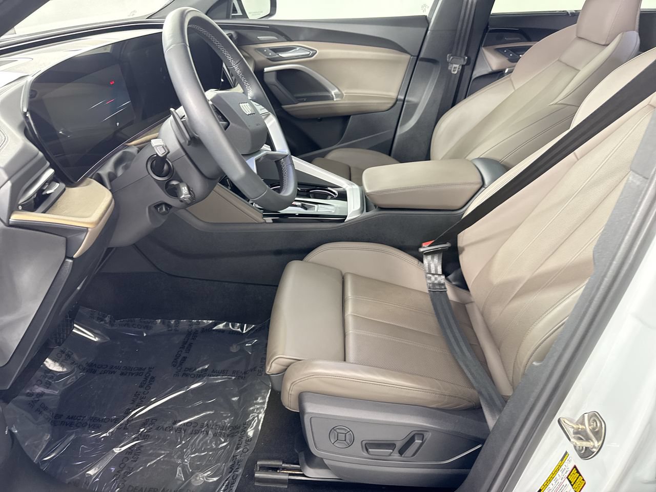 Used 2025 Audi Q5 Premium Plus w/ Premium Plus AWD/4WD image 10