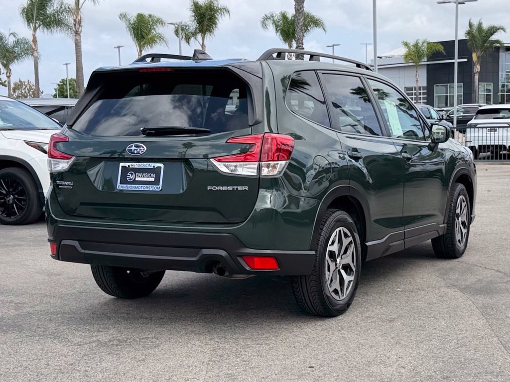 Used 2024 Subaru Forester Premium AWD/4WD image 8