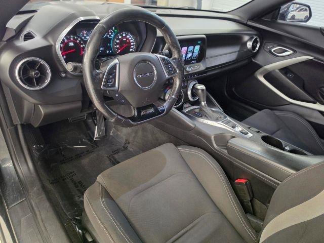 Used 2017 Chevrolet Camaro SS RWD image 7