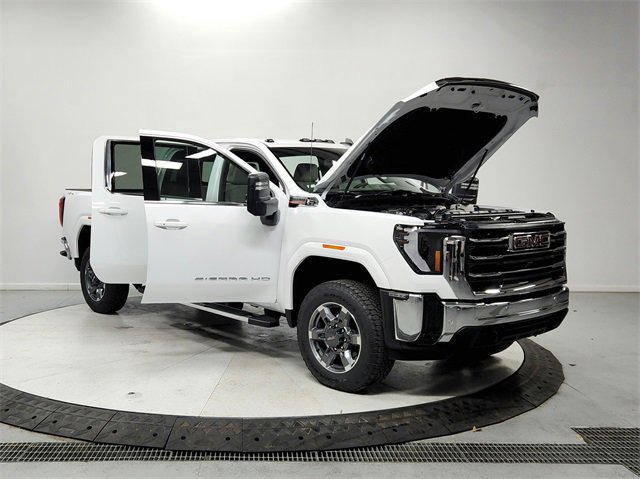 New 2026 GMC Sierra 2500 SLE w/ Preferred Package image 9