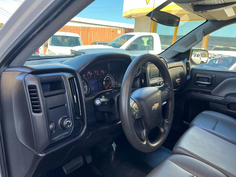 Used 2018 Chevrolet Silverado 1500 W/T w/ WT Convenience Package RWD image 9