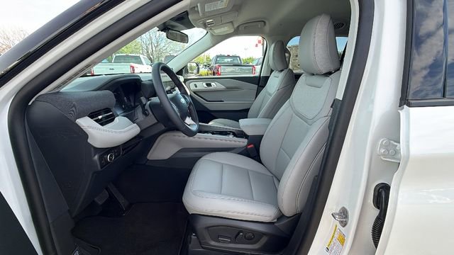 New 2026 Ford Explorer Active w/ Active Comfort Package image 32