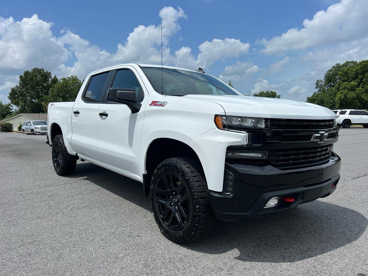 Used 2022 Chevrolet Silverado 1500 LT Trail Boss w/ Convenience Package II AWD/4WD image 9
