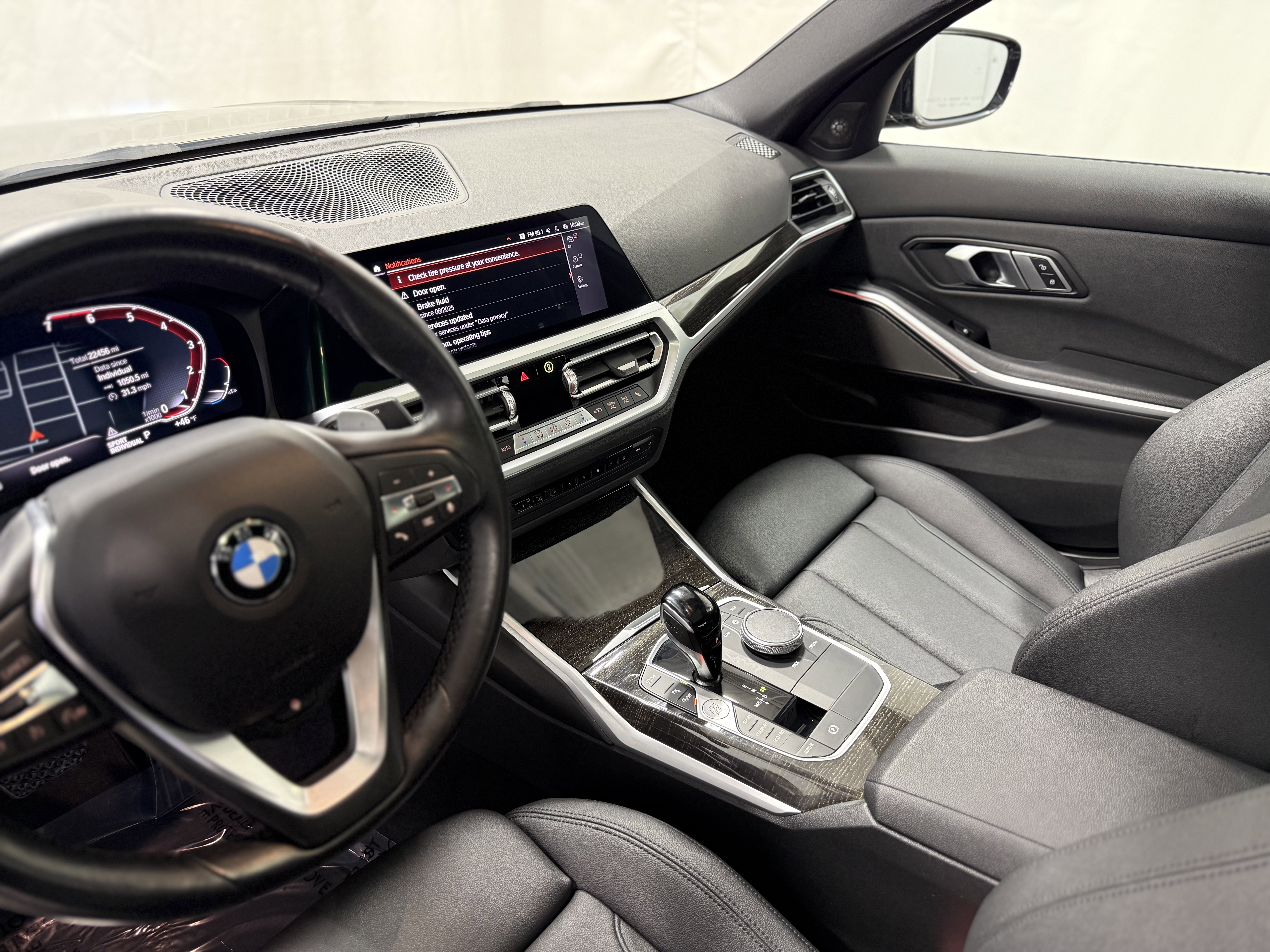 Used 2021 BMW 330i Sedan w/ Convenience Package image 22