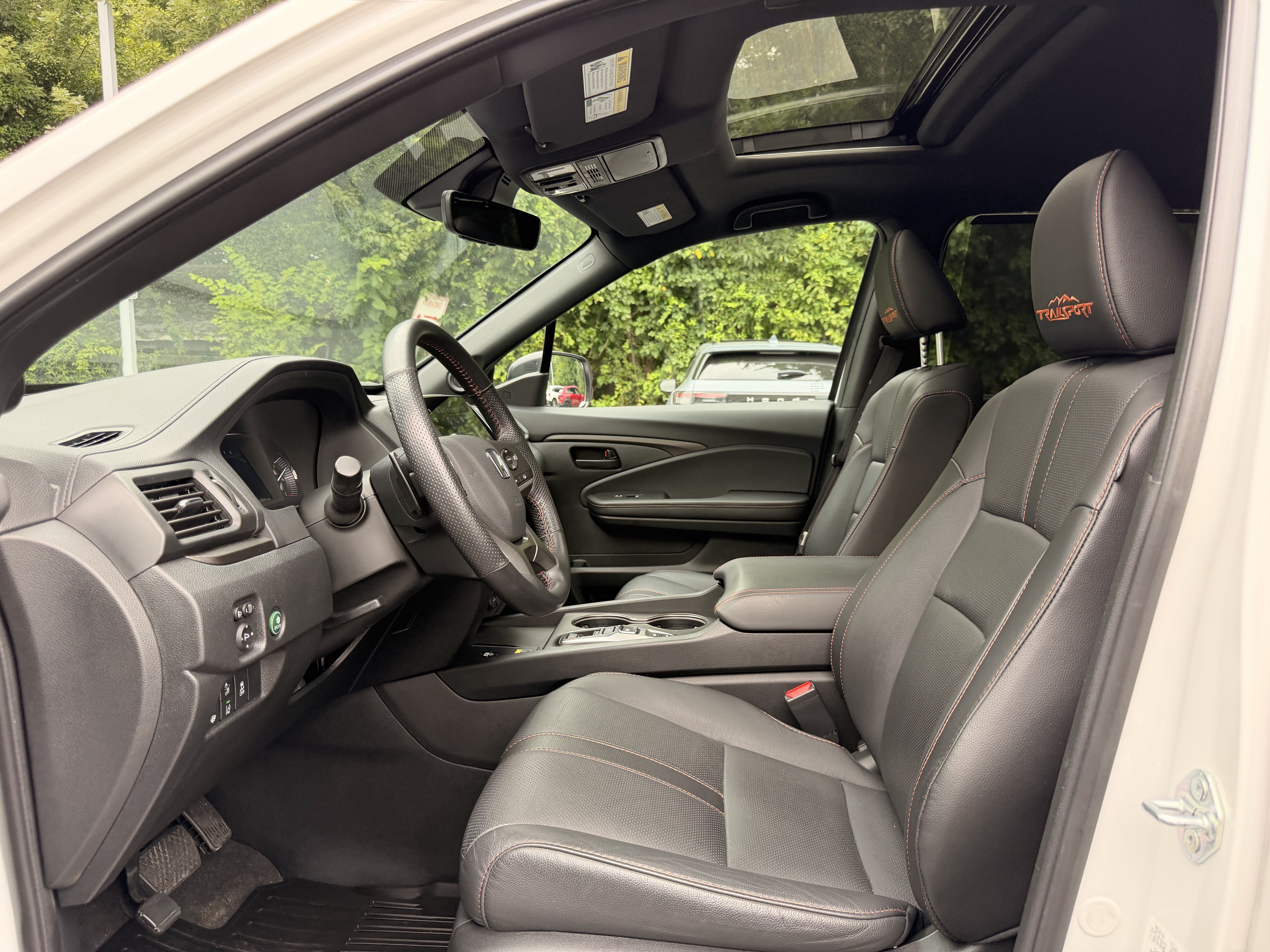 Used 2024 Honda Passport TrailSport image 13