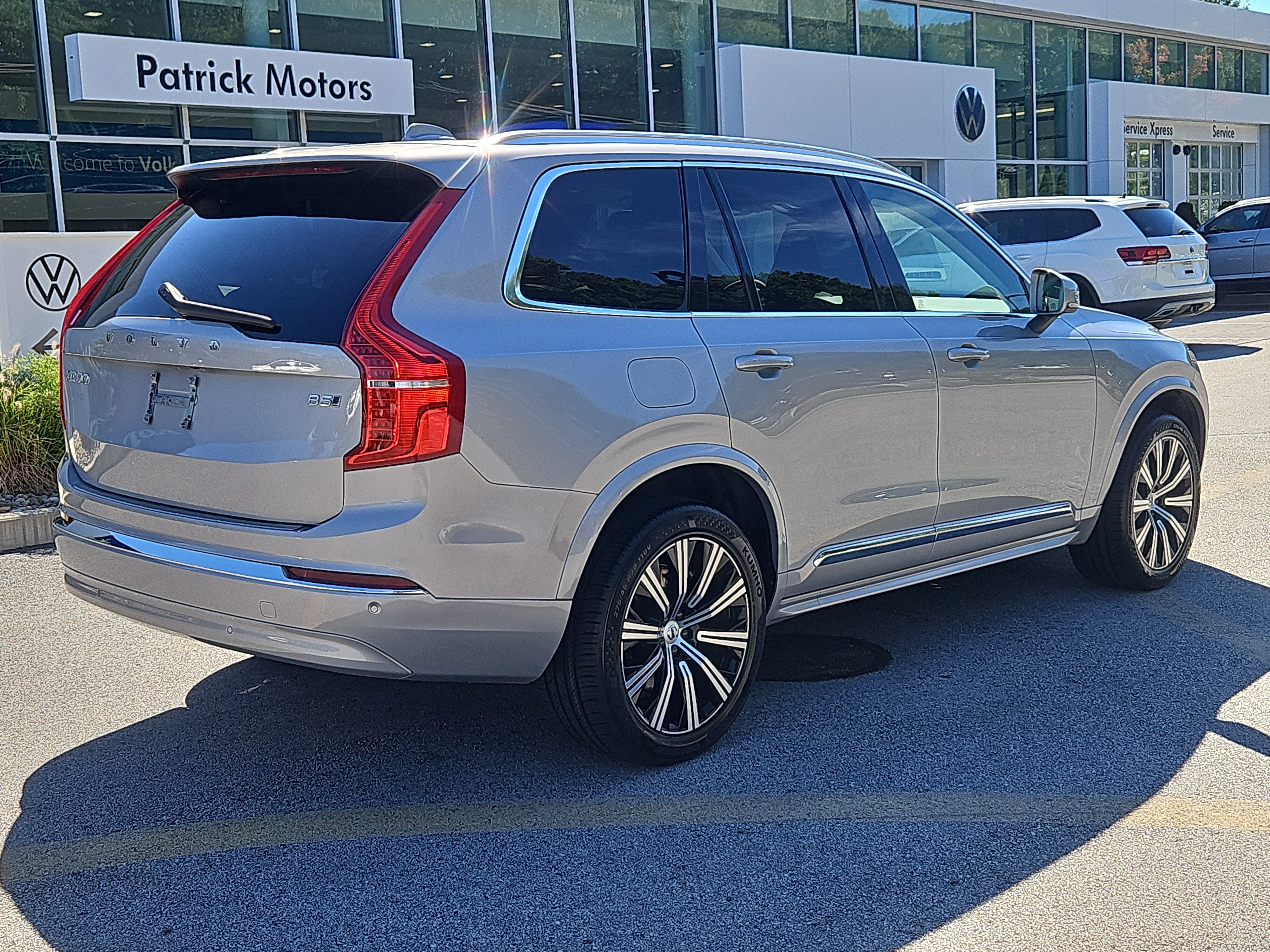 Used 2024 Volvo XC90 B5 Core w/ Protection Package Premier AWD/4WD image 2