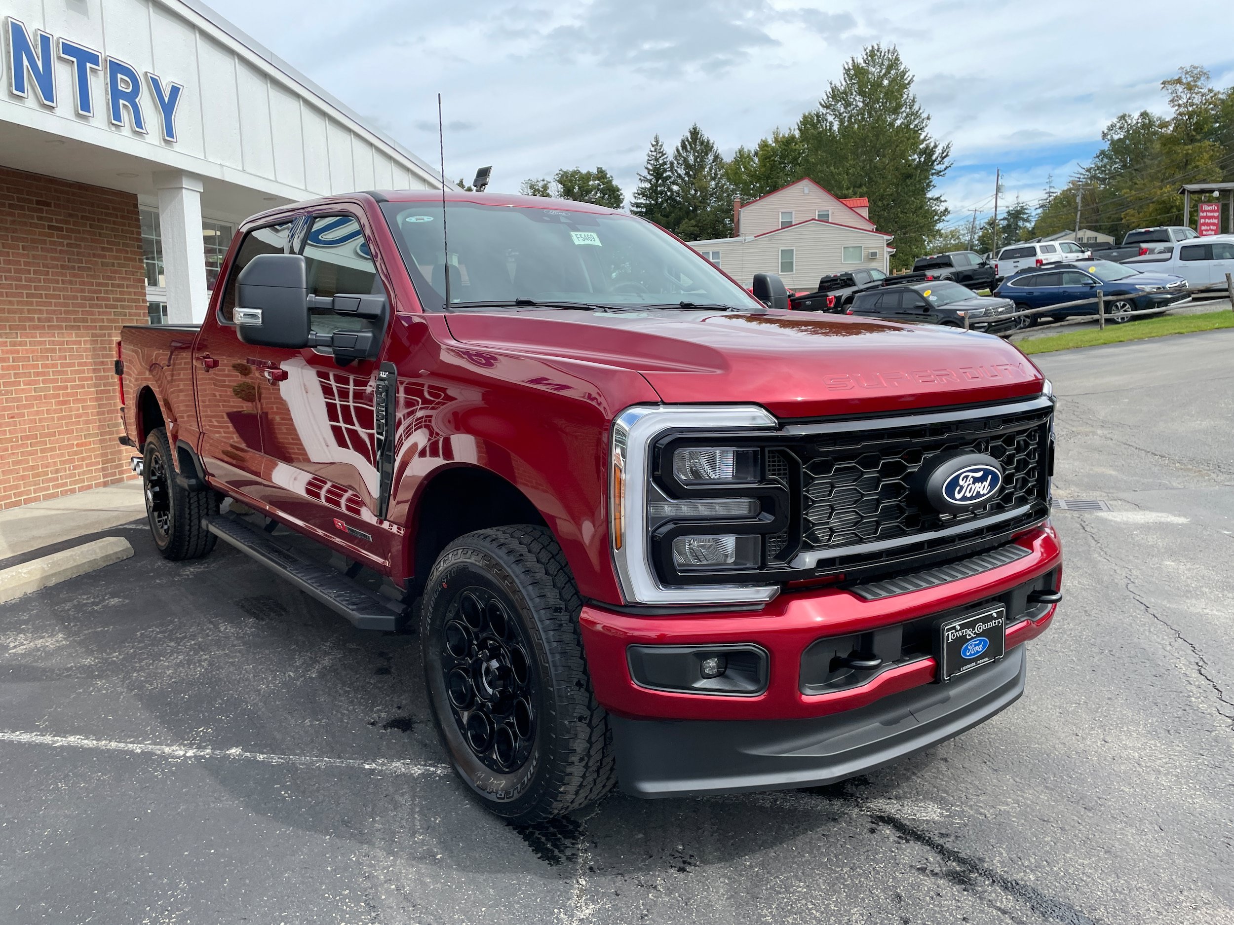 New 2027 Ford F250 XLT w/ XLT Premium Package AWD/4WD image 15