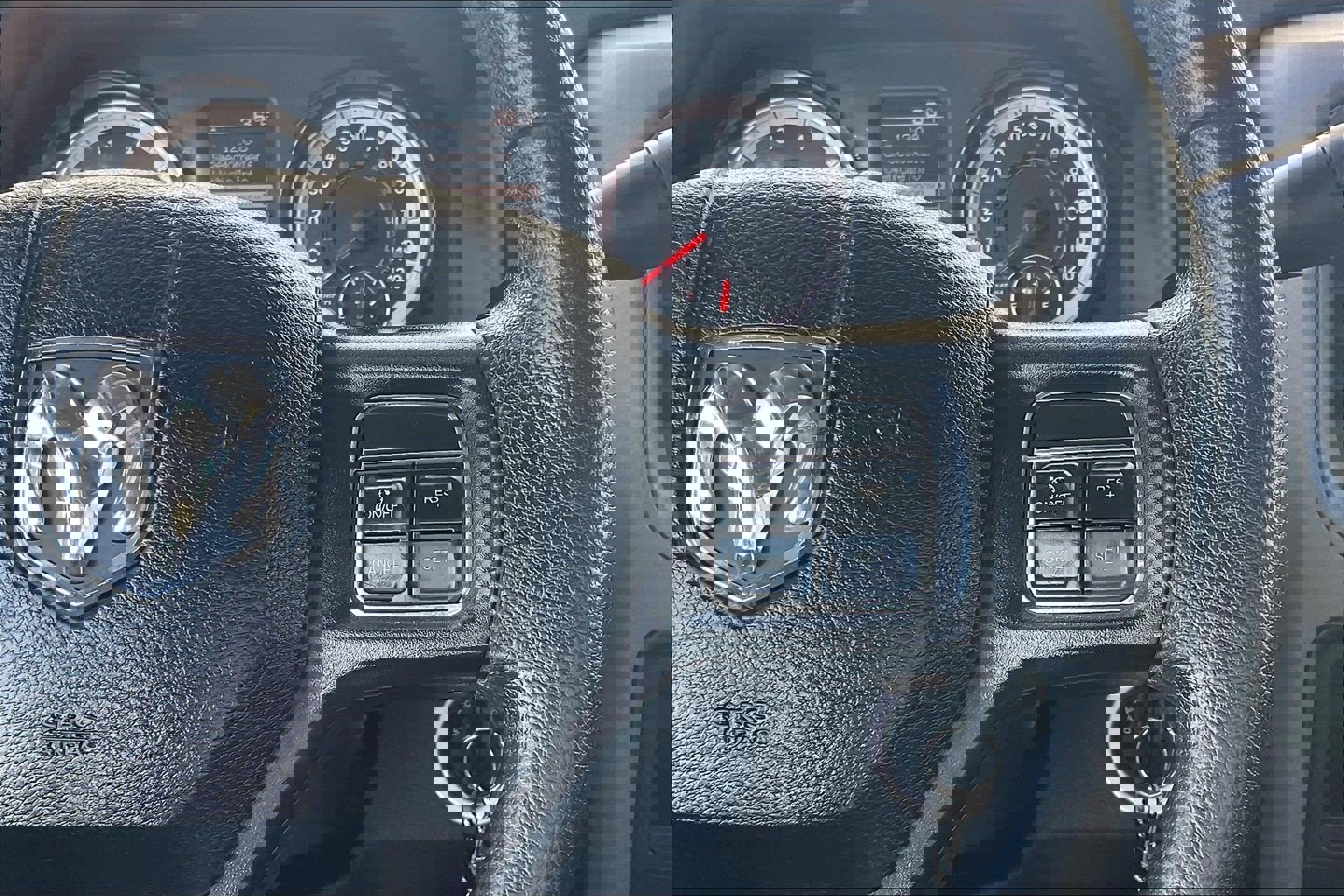 Used 2018 RAM 3500 Tradesman w/ Chrome Appearance Group image 24