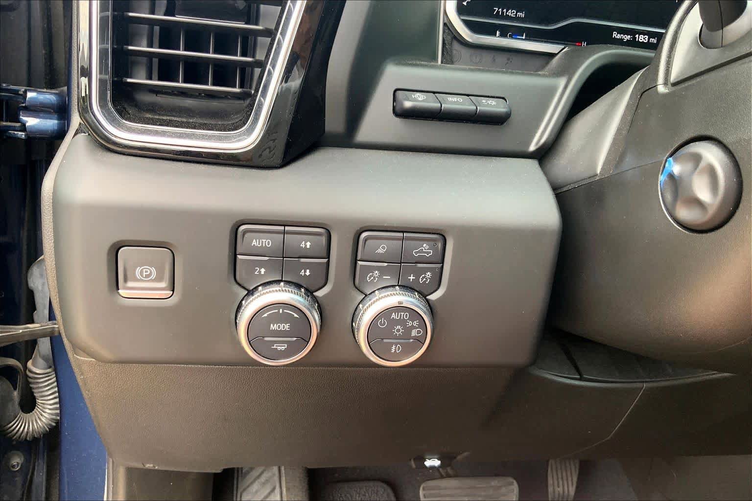 Used 2022 GMC Sierra 1500 Denali w/ Technology Package AWD/4WD image 33