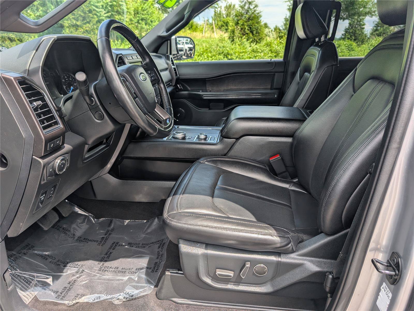 Used 2021 Ford Expedition Max Limited AWD/4WD image 18