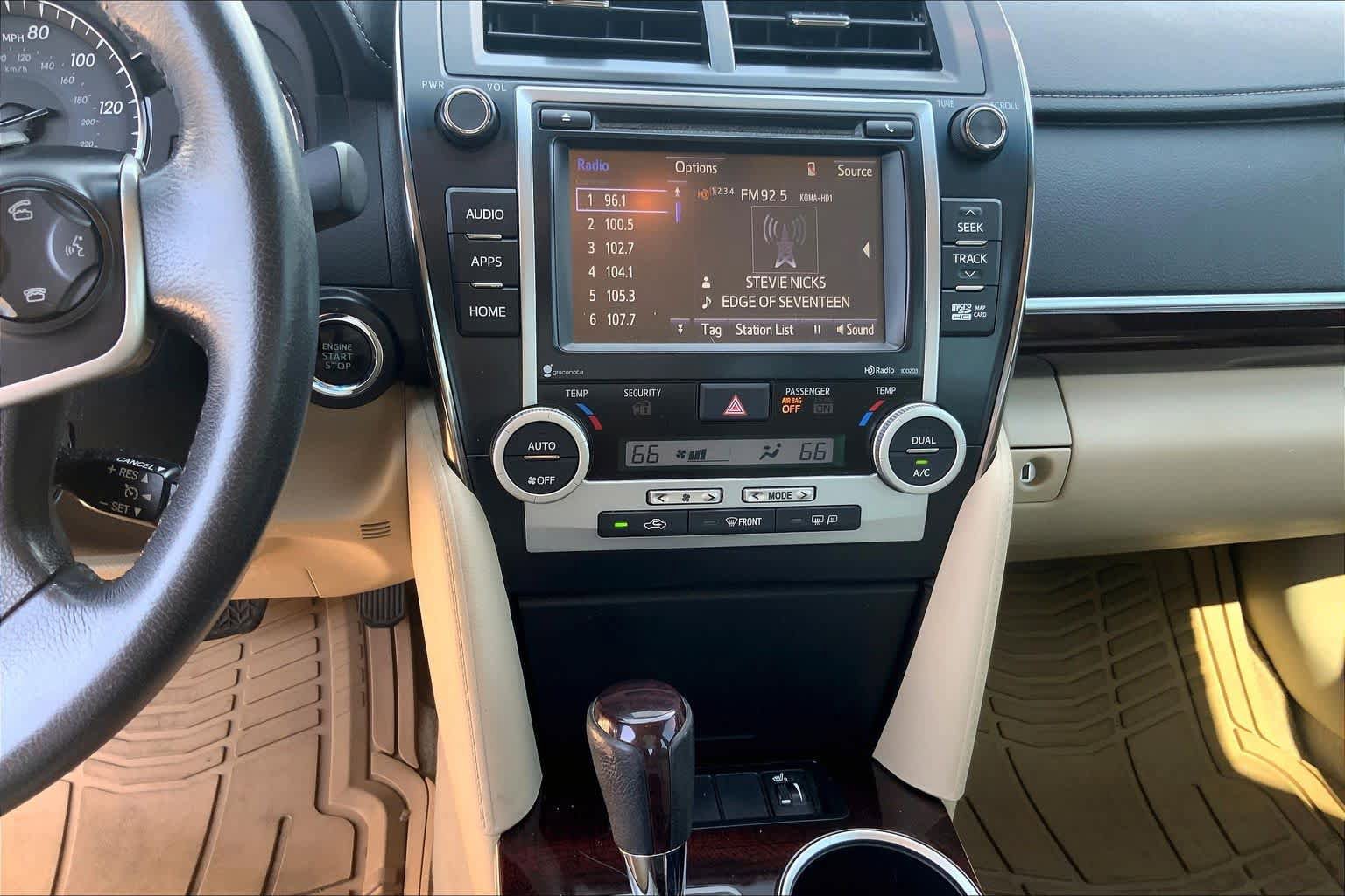 Used 2014 Toyota Camry XLE FWD image 32