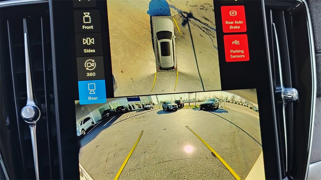 New 2026 Volvo XC90 B6 Ultra image 22