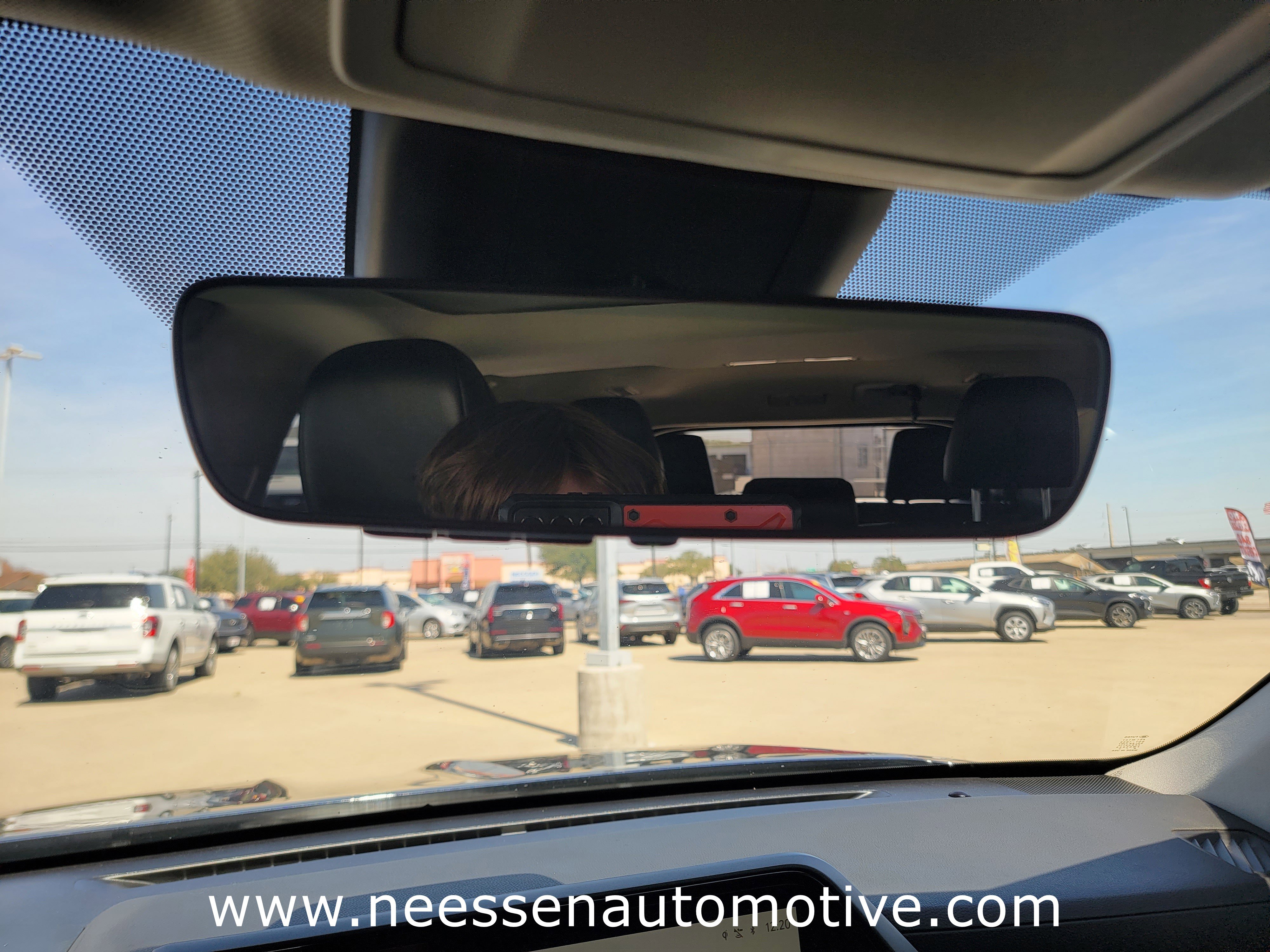 Used 2023 Toyota Highlander XLE image 28