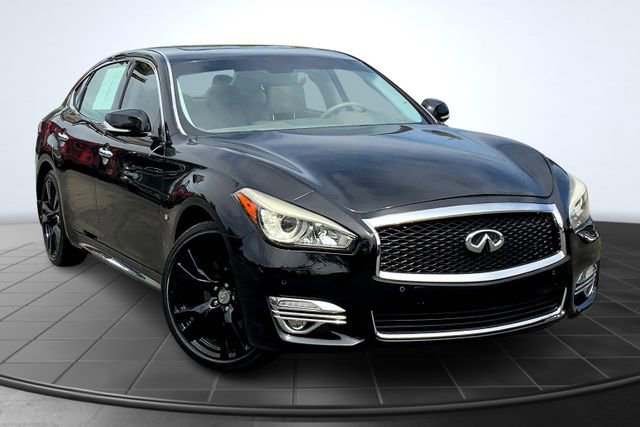 Used 2018 INFINITI Q70 L 3.7 image 1