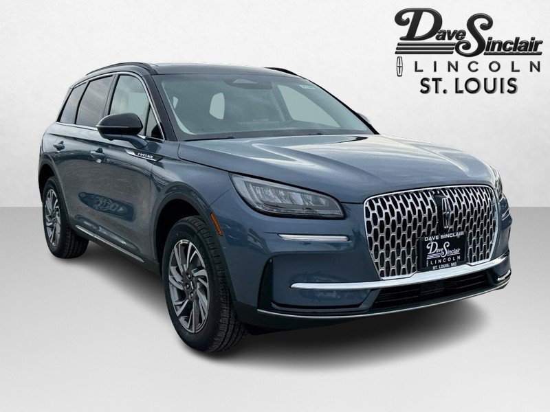 Certified 2025 Lincoln Corsair AWD w/ Equipment Group 101A image 3