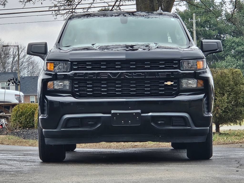 Used 2020 Chevrolet Silverado 1500 Custom w/ Custom Value Package AWD/4WD image 4