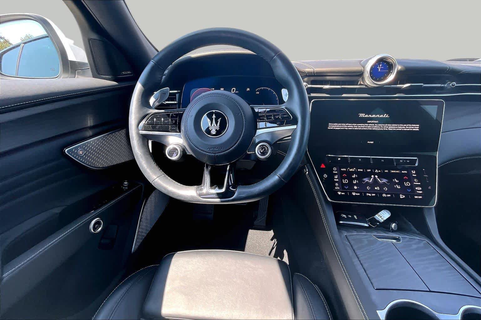 Used 2023 Maserati Grecale Modena AWD/4WD image 5