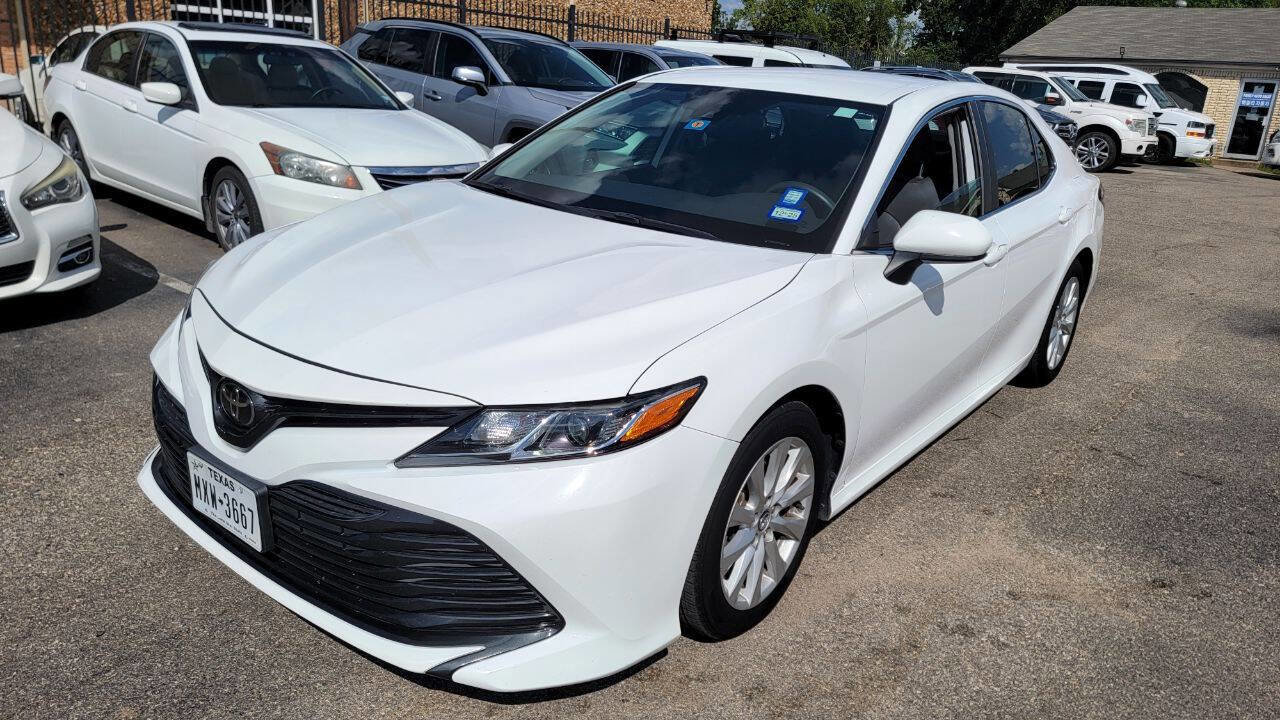 Used 2020 Toyota Camry LE