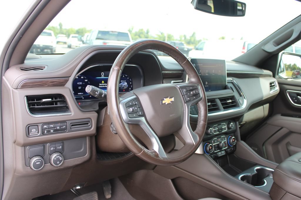 Used 2022 Chevrolet Tahoe LT w/ Luxury Package RWD image 27