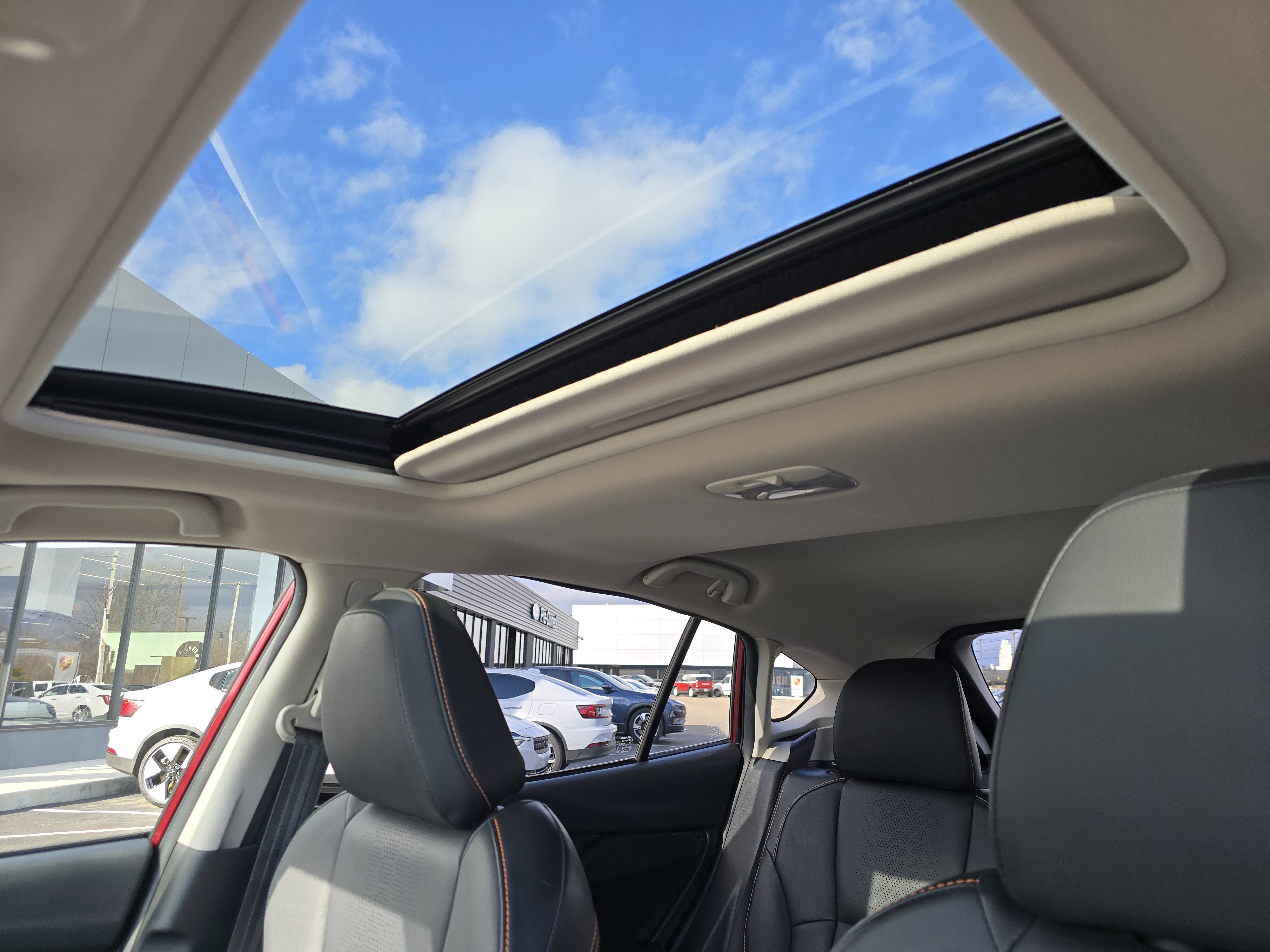 Used 2018 Subaru Crosstrek 2.0i Limited image 9