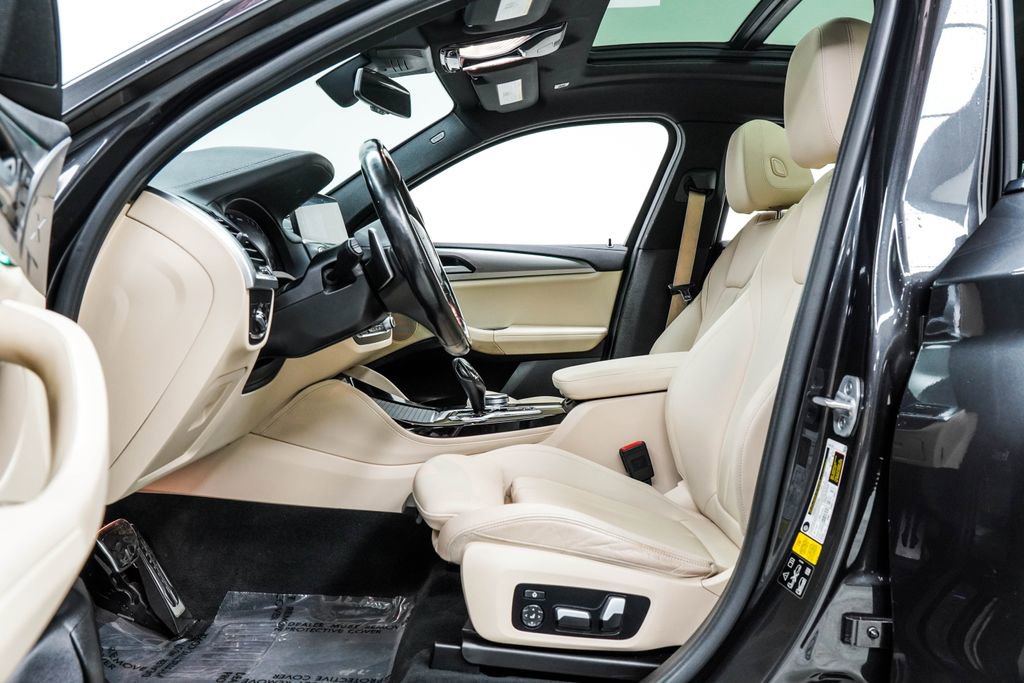 Used 2021 BMW X4 M40i image 15