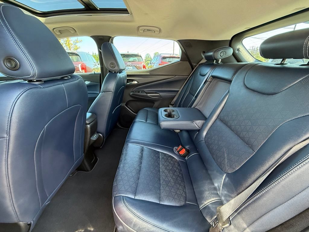 Used 2023 Chevrolet Bolt EUV Premier w/ Sun & Sound Package FWD image 13