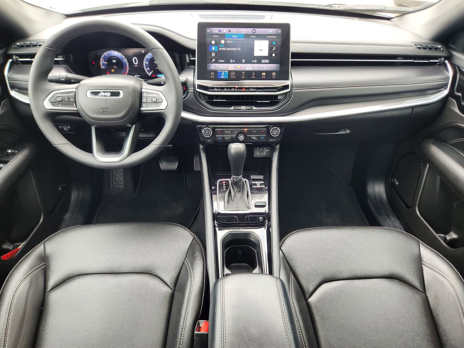 Used 2024 Jeep Compass Limited w/ High Altitude Package image 29