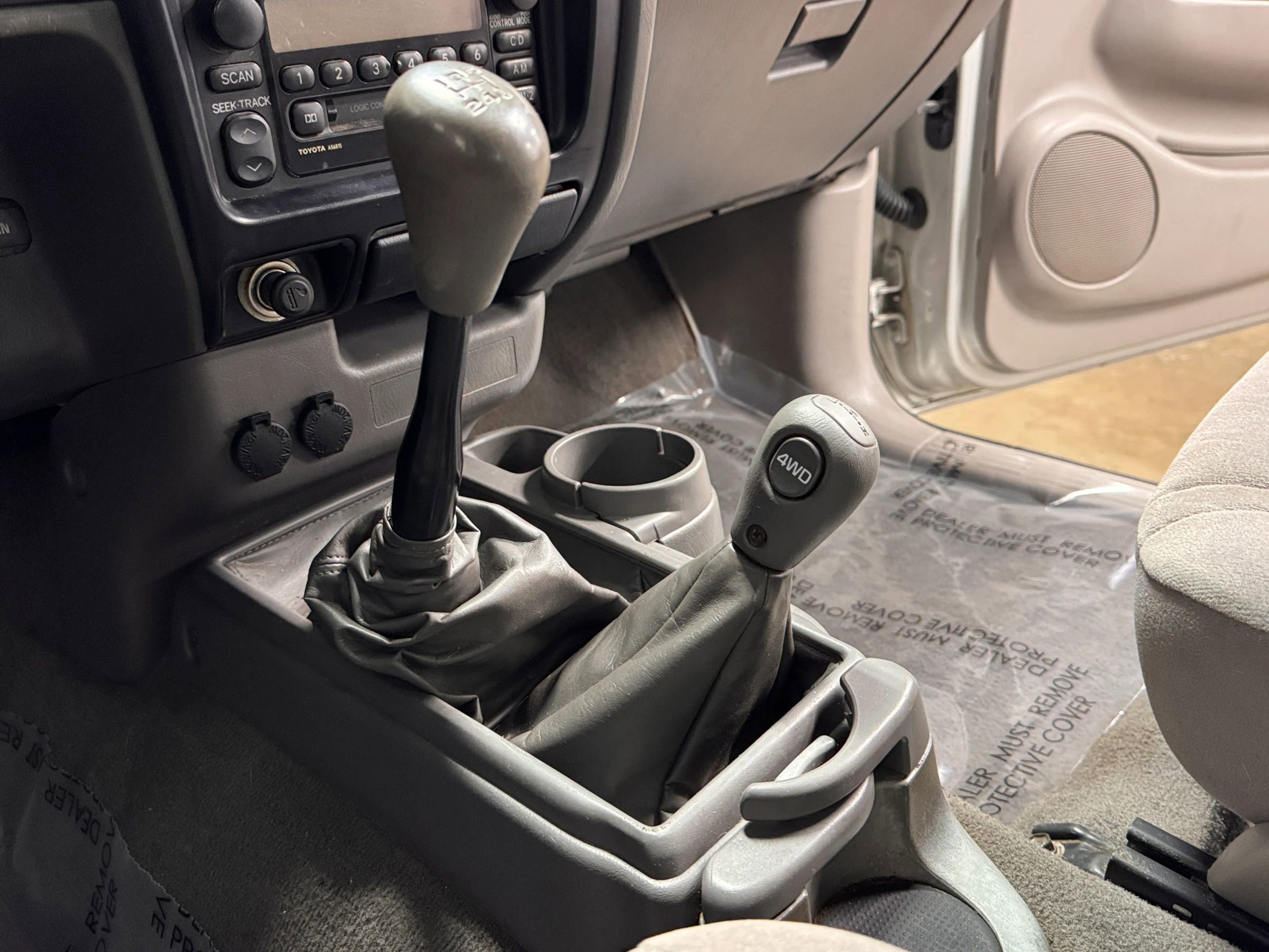 Used 2002 Toyota Tacoma 4x4 Xtracab V6 image 13