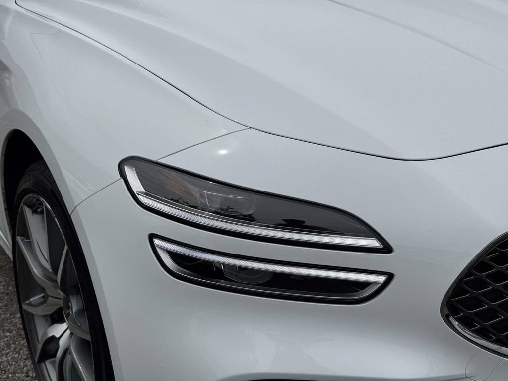 Certified 2026 Genesis G70 2.5T AWD/4WD image 9