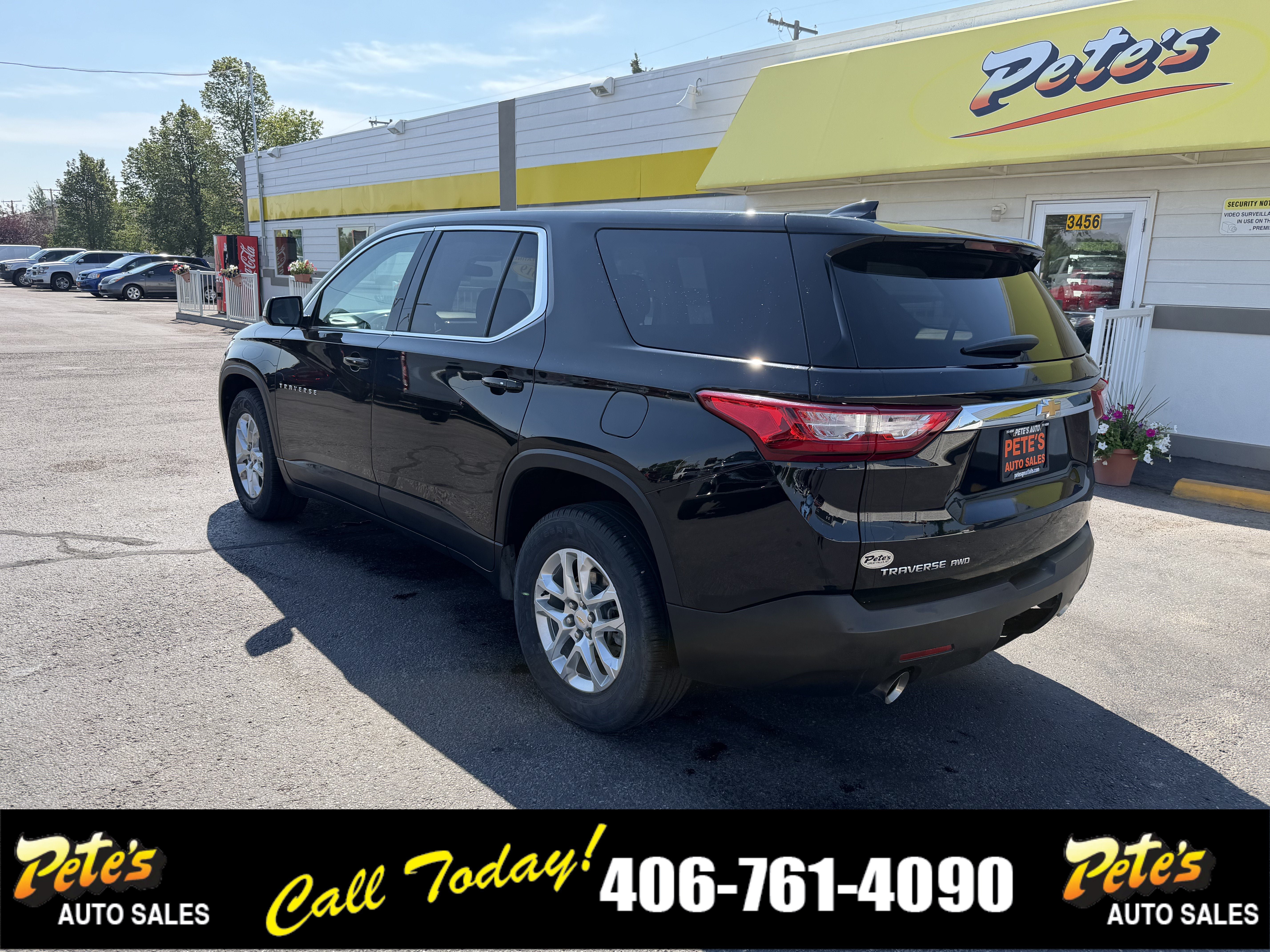 Used 2019 Chevrolet Traverse LS AWD/4WD image 2