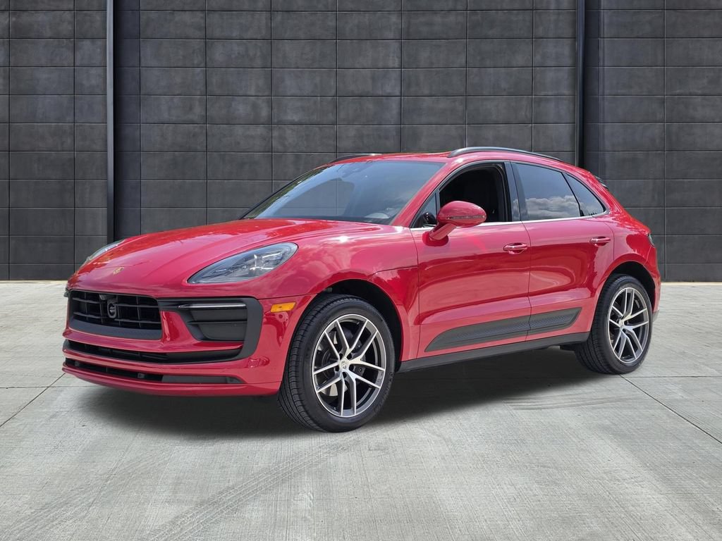 Used 2026 Porsche Macan AWD/4WD image 1