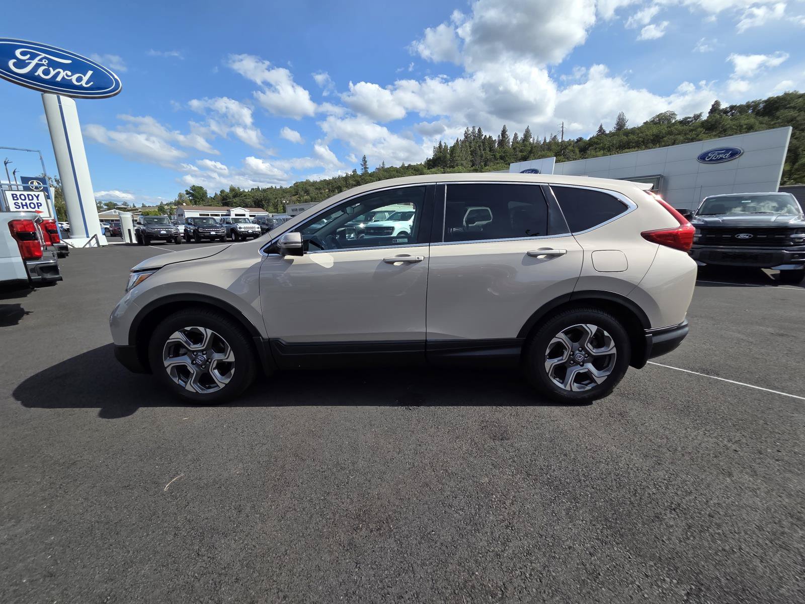 Used 2019 Honda CR-V EX image 8
