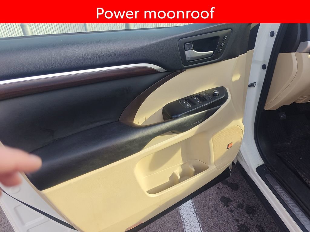 Used 2016 Toyota Highlander Limited image 5