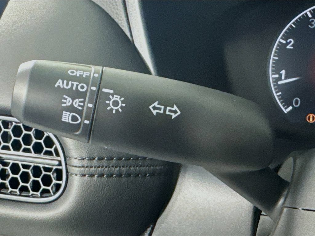 New 2027 Honda HR-V LX image 17