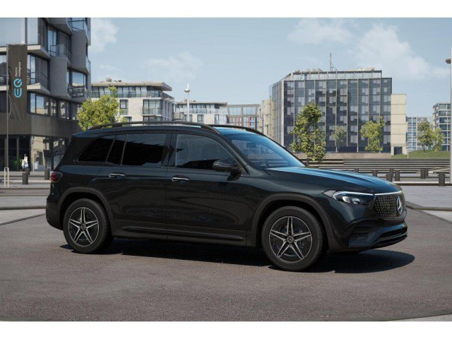 Used 2024 Mercedes-Benz EQB 250+ image 30