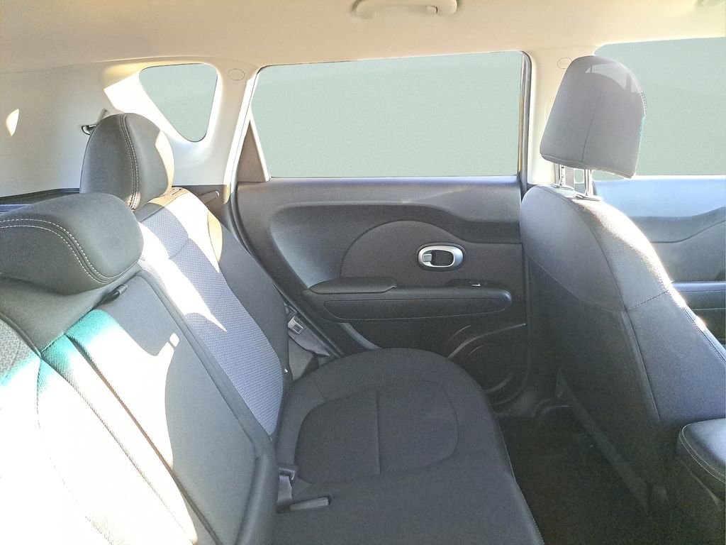 Used 2019 Kia Soul + image 35