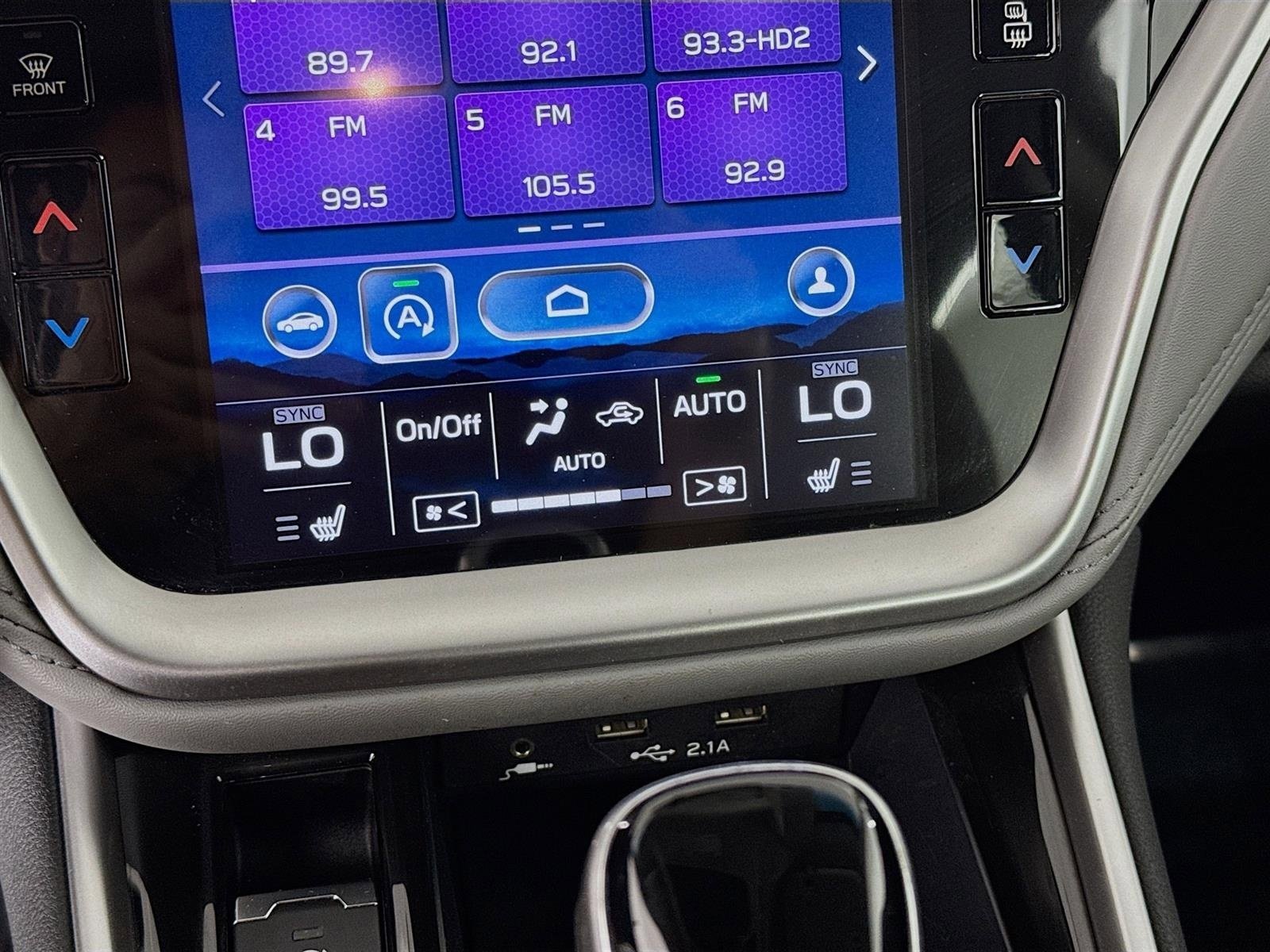 Used 2022 Subaru Outback Premium image 17