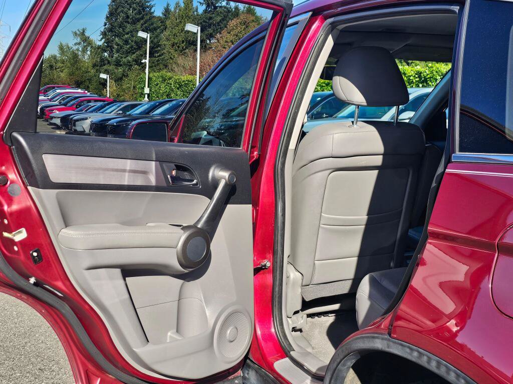 Used 2011 Honda CR-V EX-L image 17