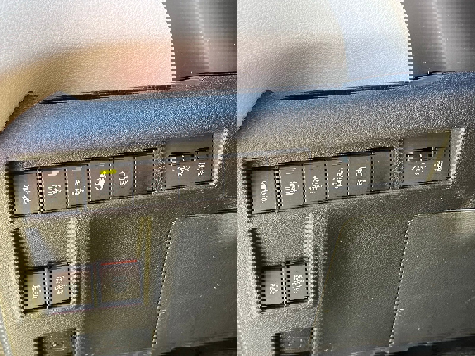 Used 2021 Toyota Sienna Platinum image 29