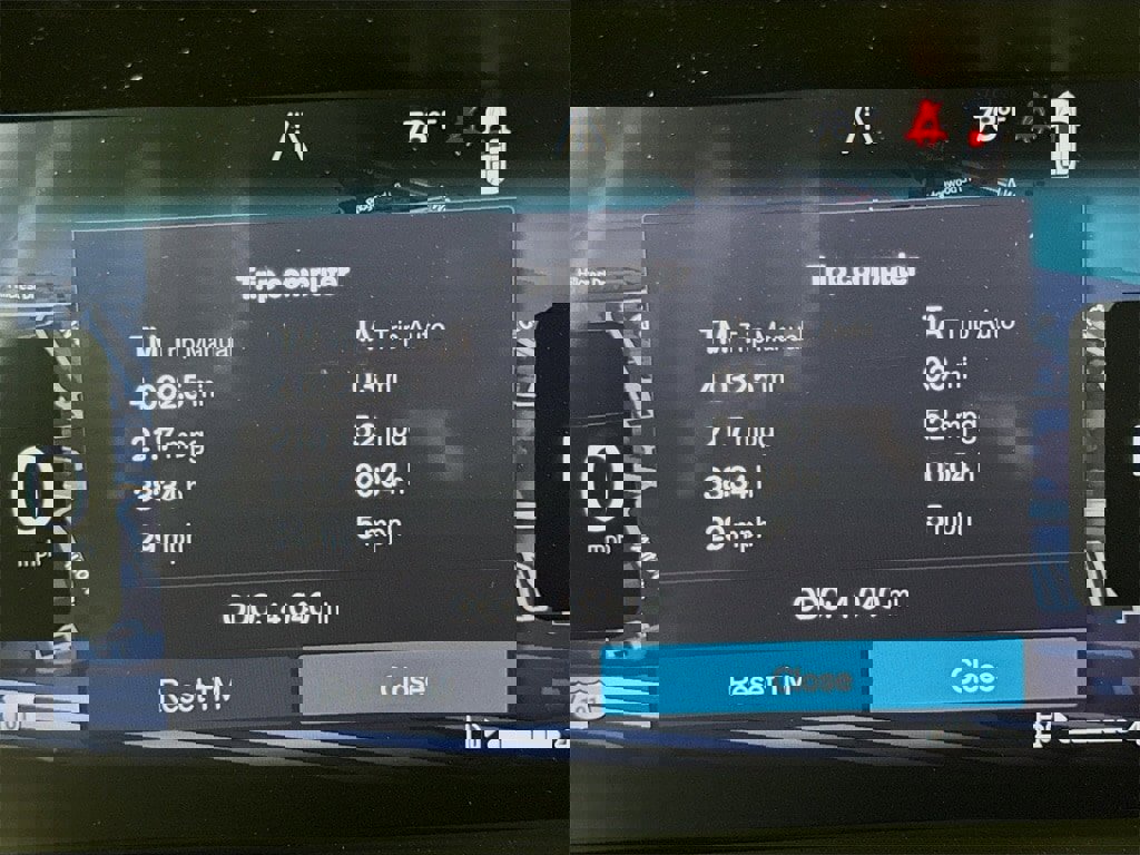 Certified 2026 Volvo XC90 B6 Core image 12