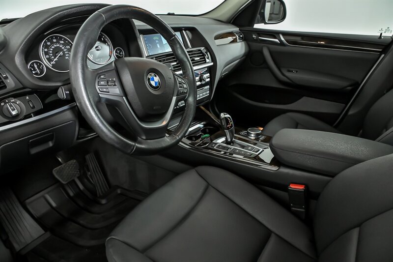 Used 2017 BMW X3 xDrive28i AWD/4WD image 14